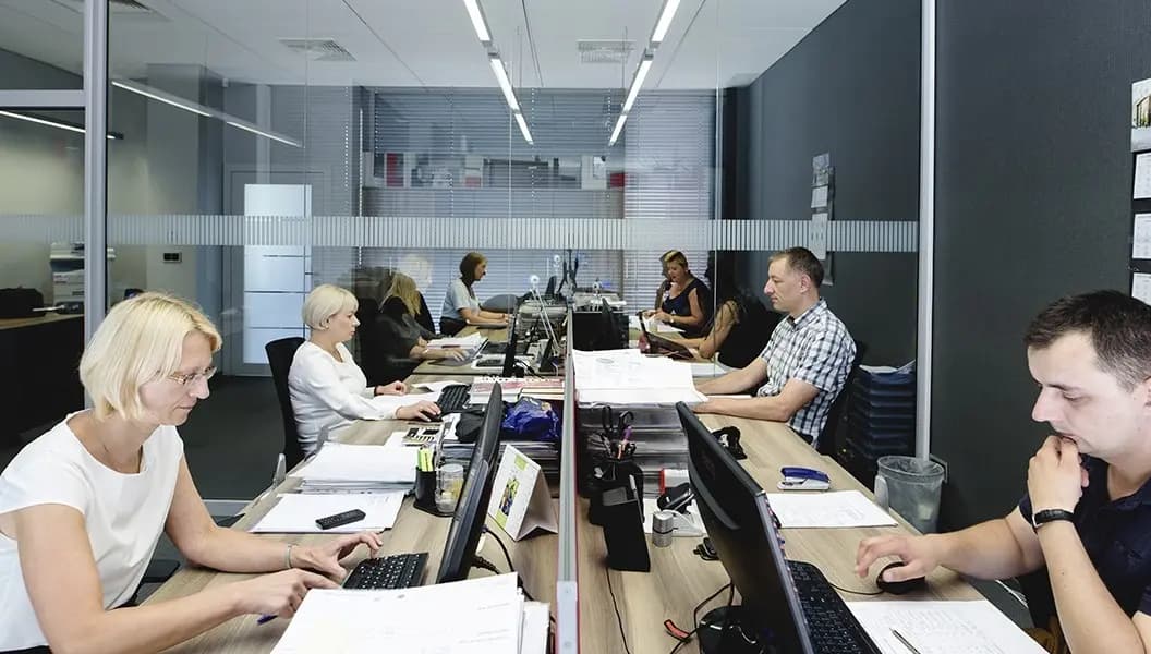 Zespół wykwalifikowanych pracowników firmy PAGEN podczas spotkania
